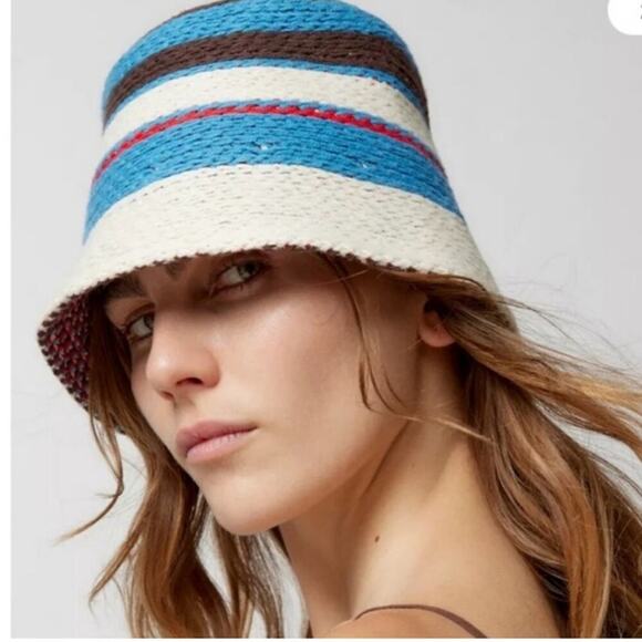 Urban Outfitters Kelly Striped Crochet Bucket Hat - Picture 1 of 9